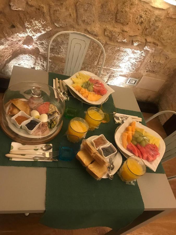 Edward & Wellness Couette-café 2*