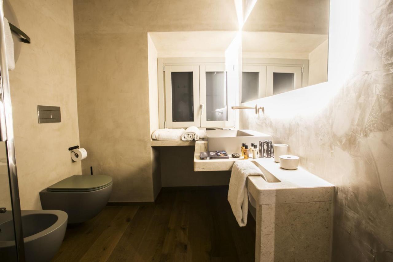 Couette-café Edward & Wellness Trani